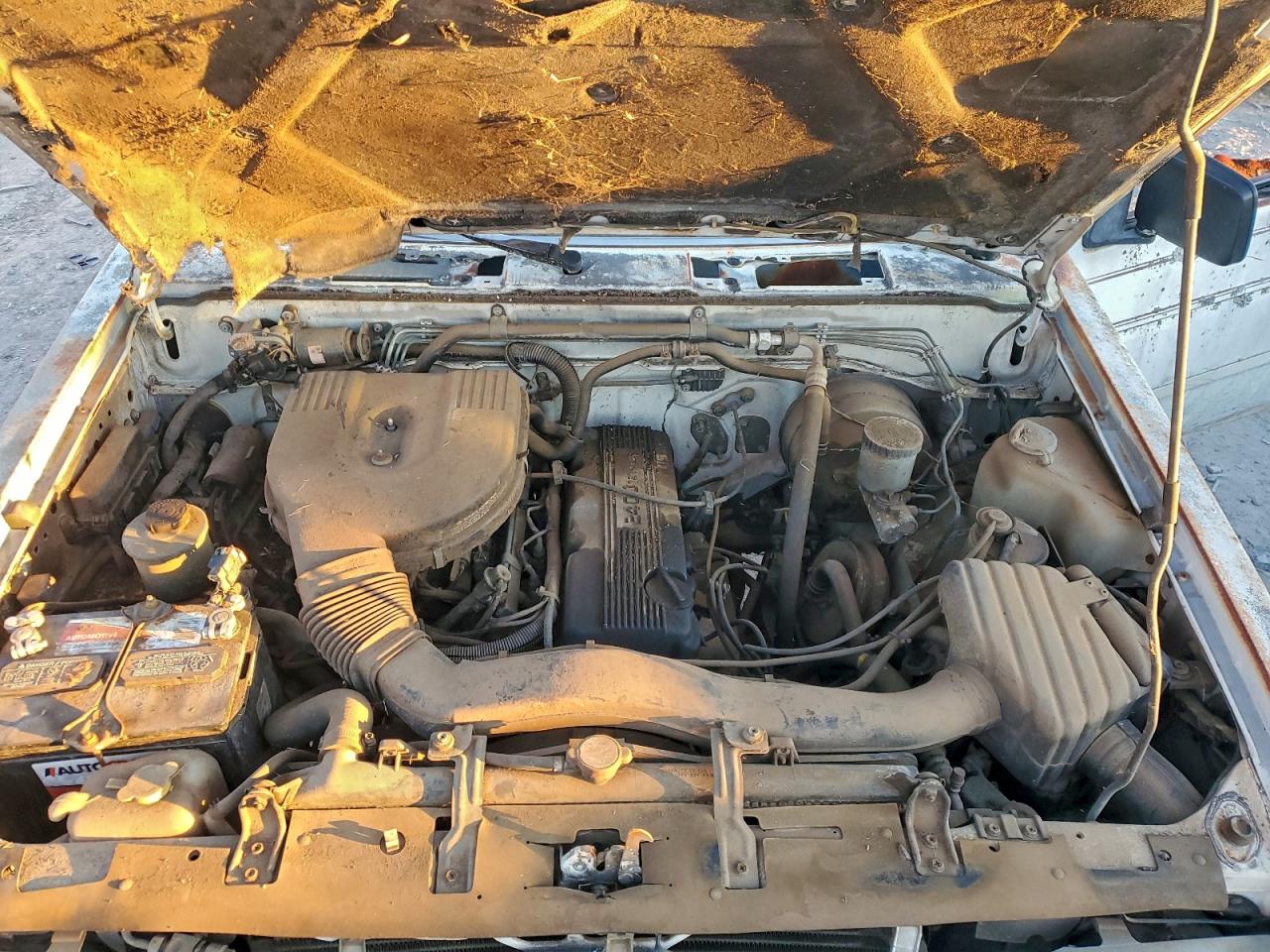 1990 NISSAN D21 SHORT BED photo 11