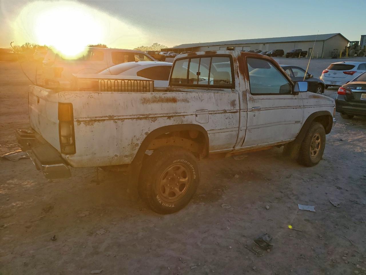 1990 NISSAN D21 SHORT BED photo 3