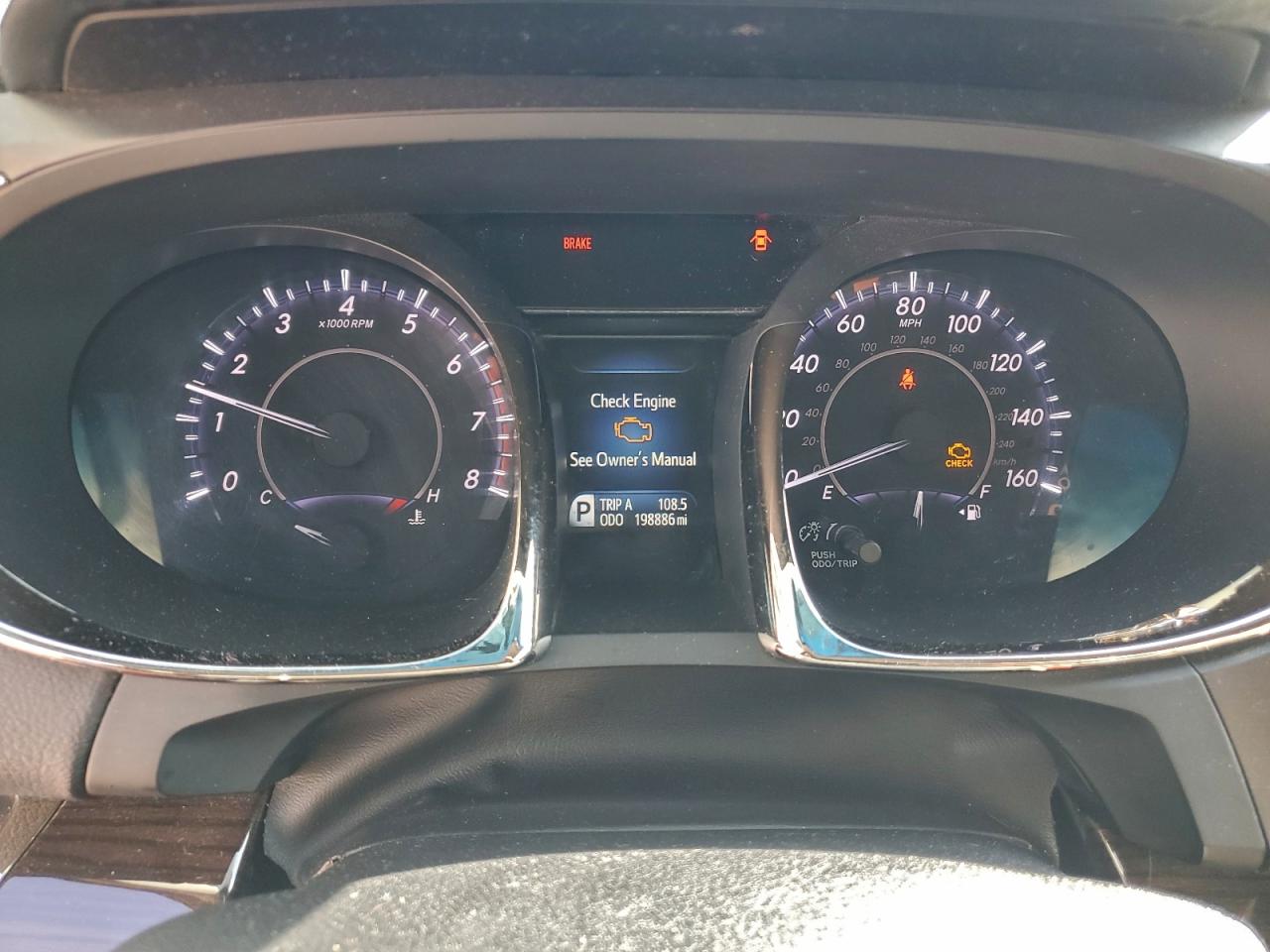 2013 TOYOTA AVALON BASE photo 9
