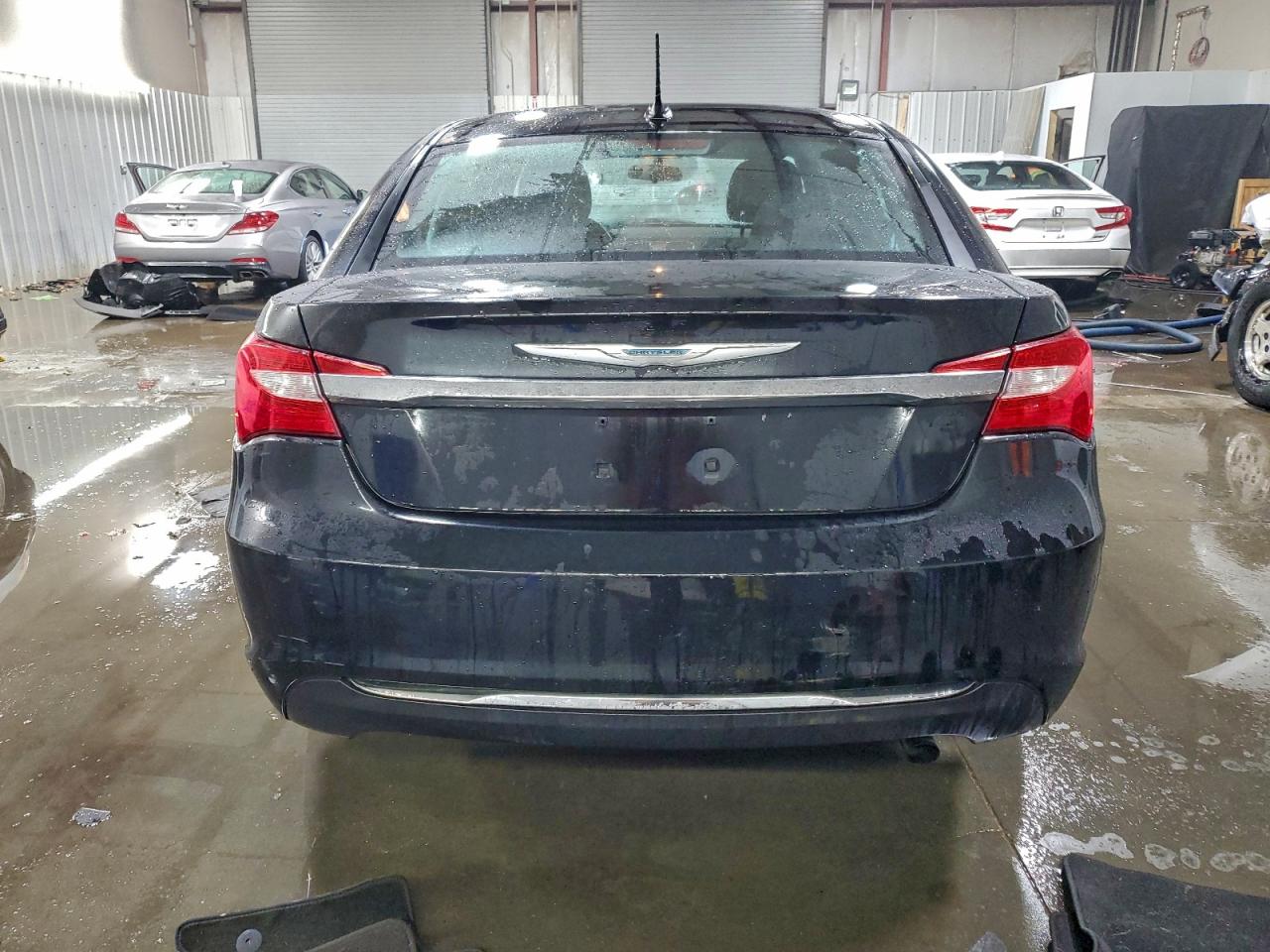2013 CHRYSLER 200 LX photo 6