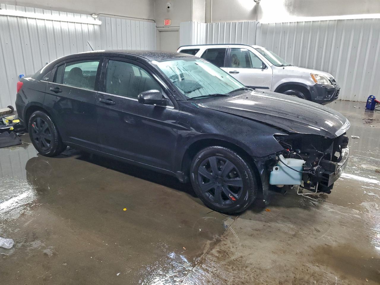 2013 CHRYSLER 200 LX photo 4