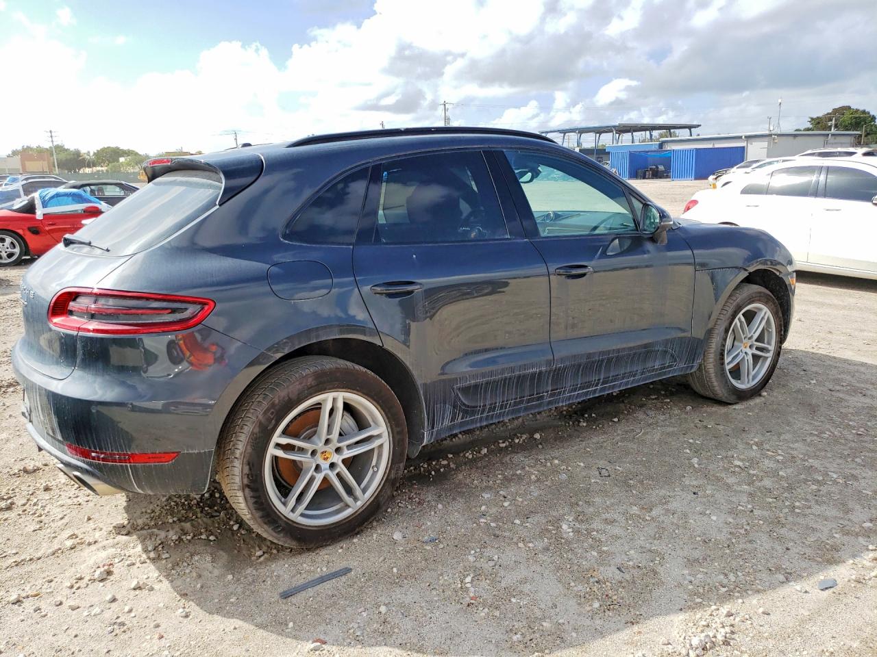 2017 PORSCHE MACAN S photo 3