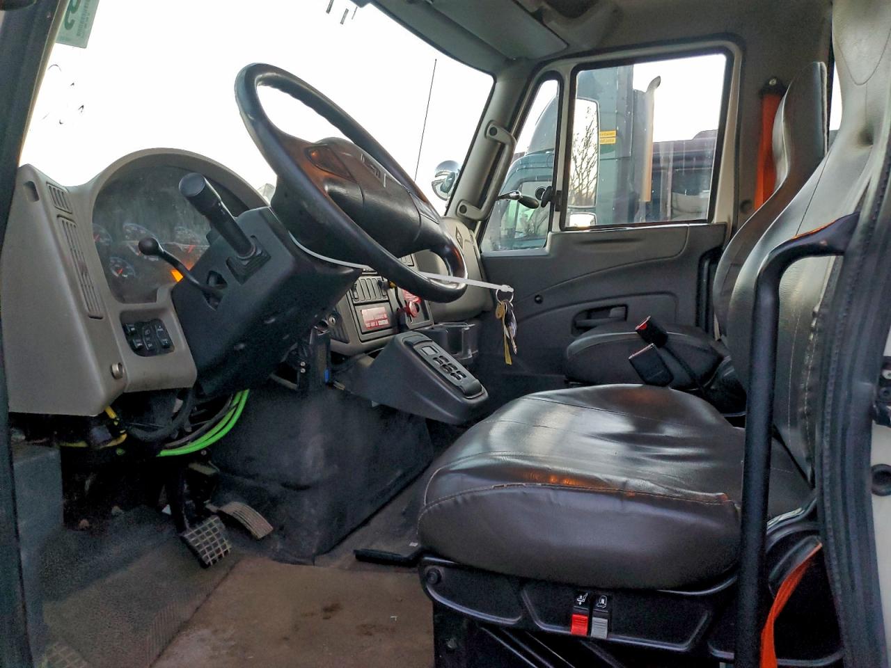 2015 INTERNATIONAL 4000 4300 photo 5