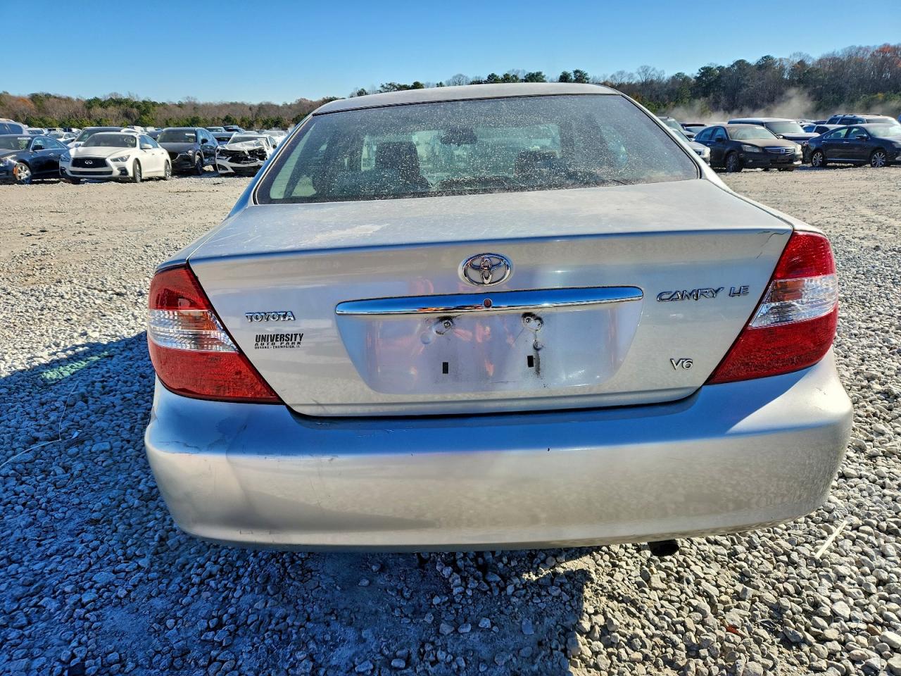 2002 TOYOTA CAMRY LE photo 6
