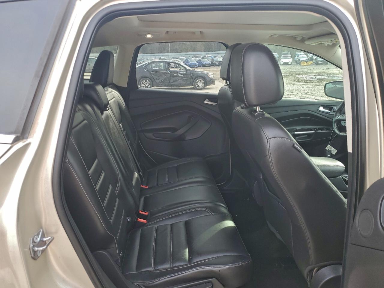 2017 FORD ESCAPE TITANIUM photo 10