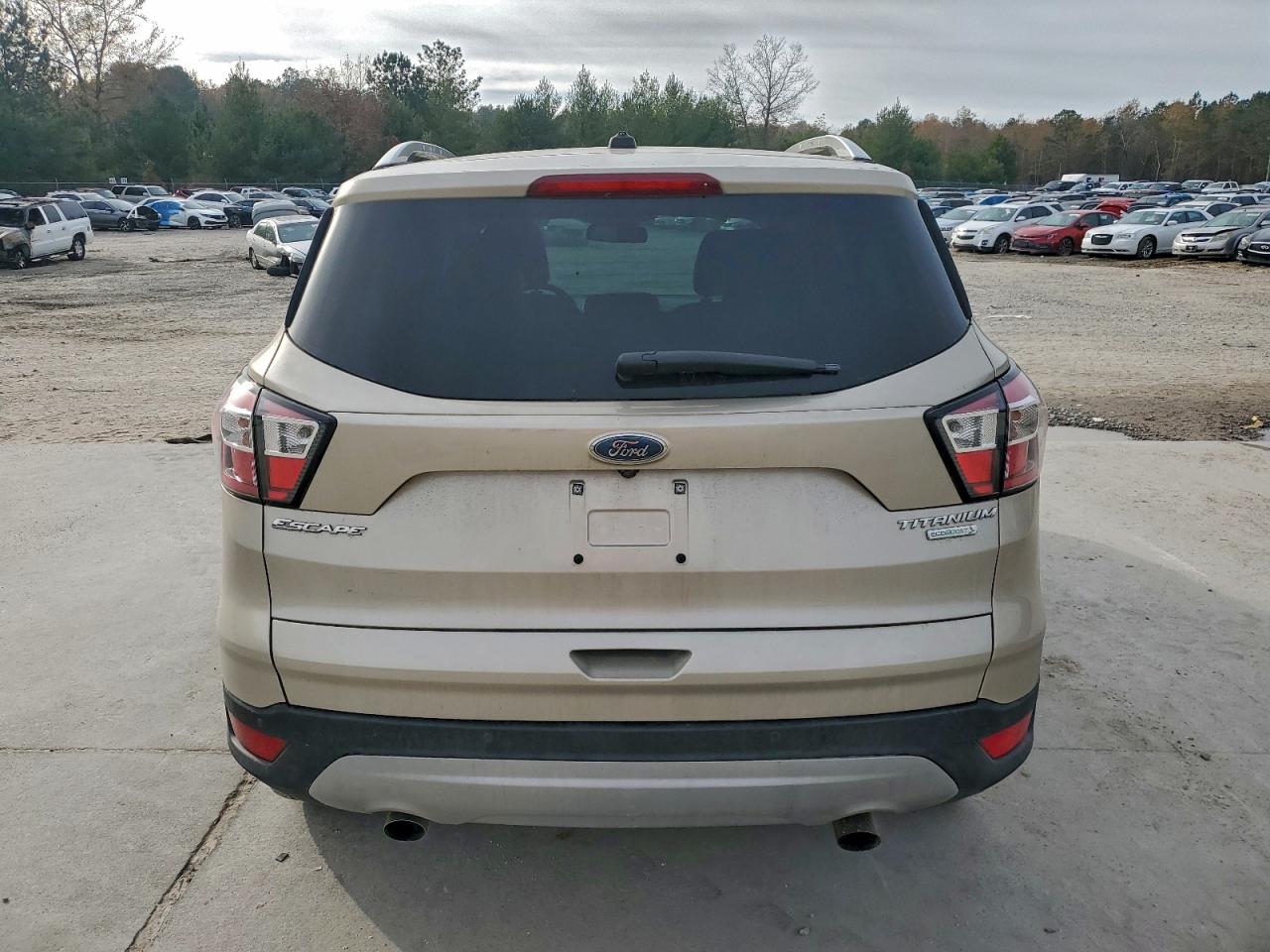 2017 FORD ESCAPE TITANIUM photo 6