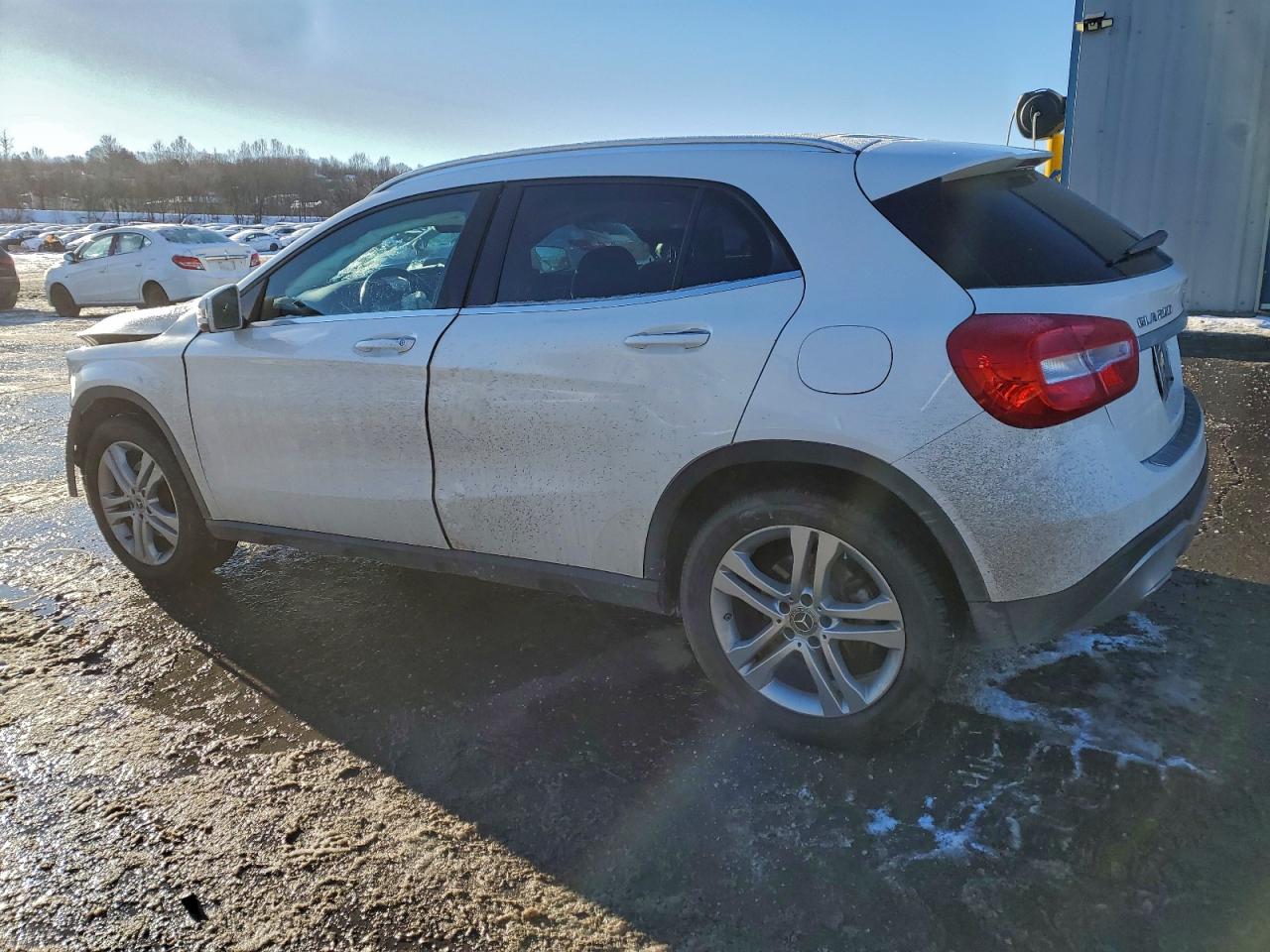 2019 MERCEDES-BENZ GLA 250 4MATIC photo 2