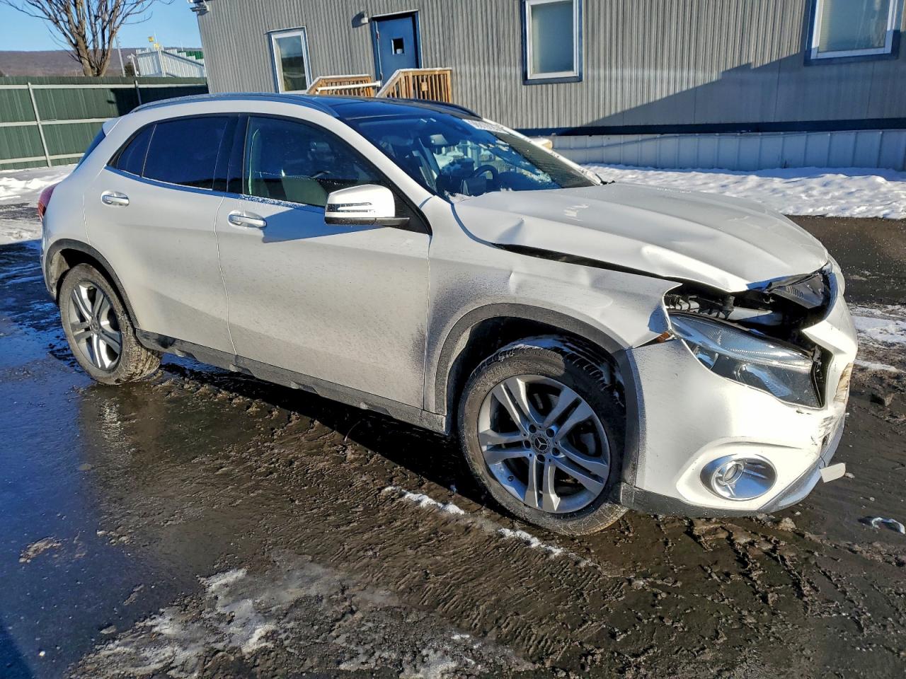2019 MERCEDES-BENZ GLA 250 4MATIC photo 4