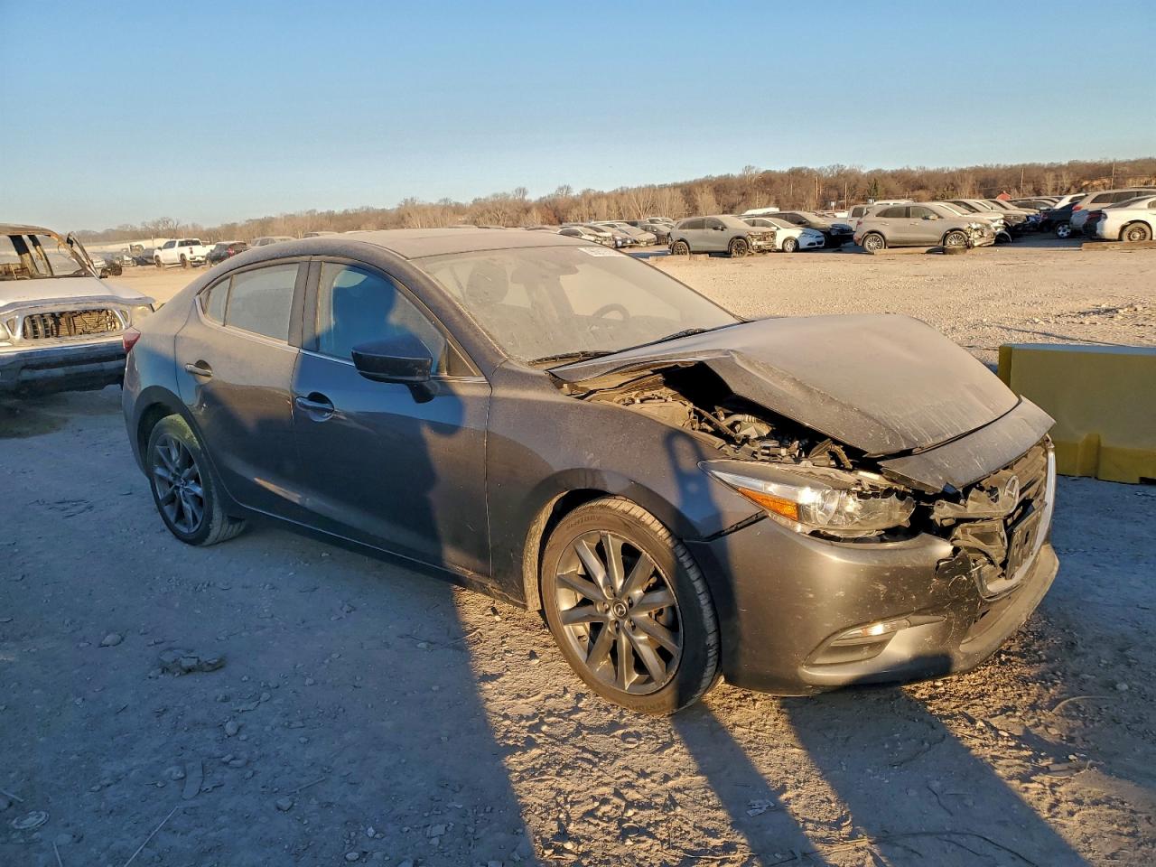 2018 MAZDA 3 TOURING photo 4