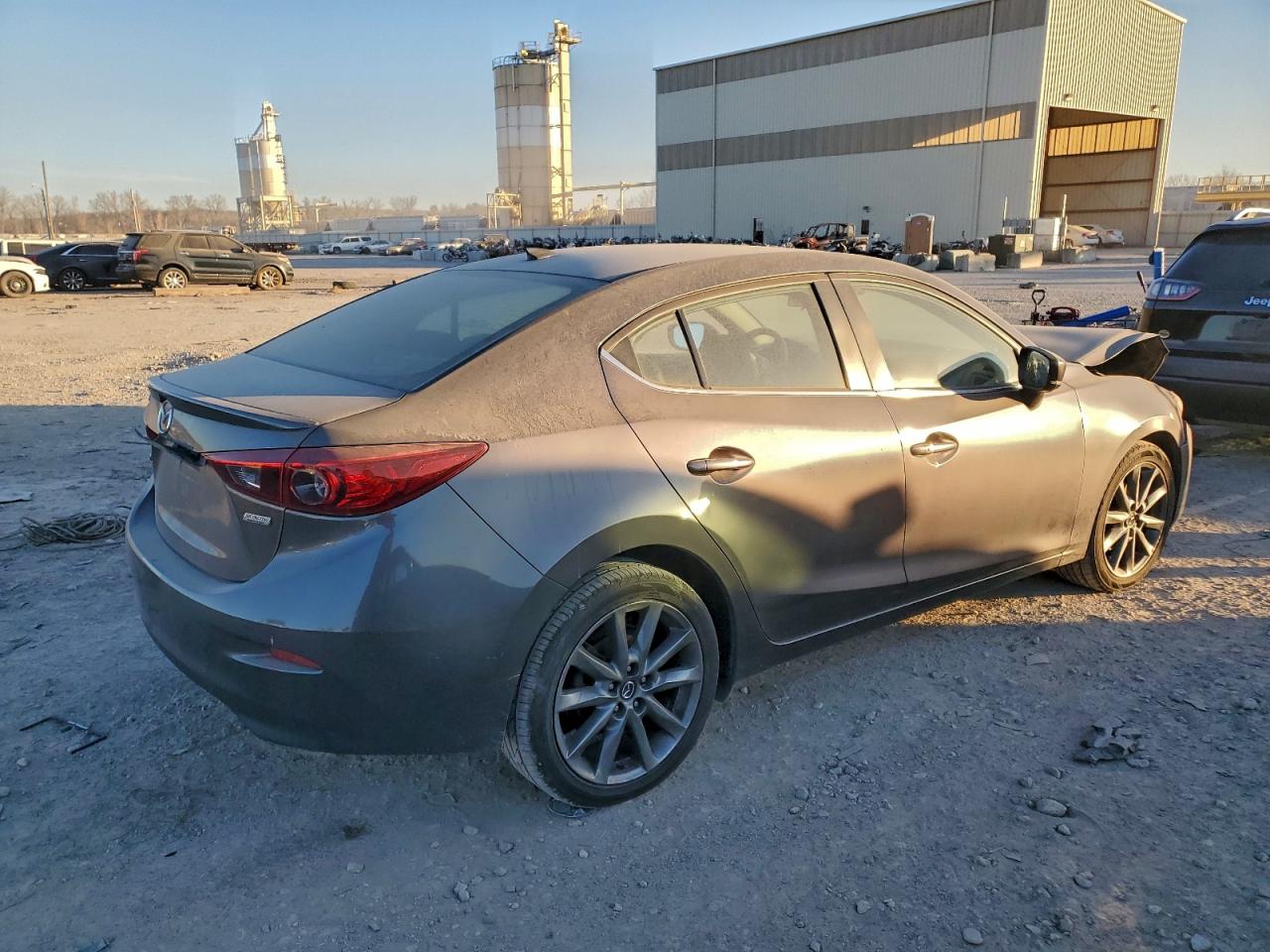 2018 MAZDA 3 TOURING photo 3
