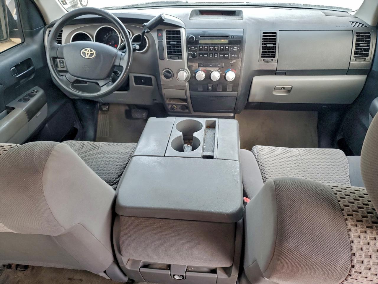 2010 TOYOTA TUNDRA DOUBLE CAB SR5 photo 8