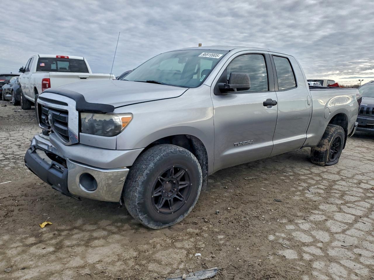 2010 TOYOTA TUNDRA