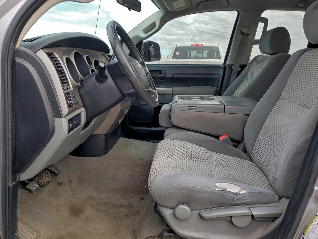 2010 TOYOTA TUNDRA DOUBLE CAB SR5 photo 7
