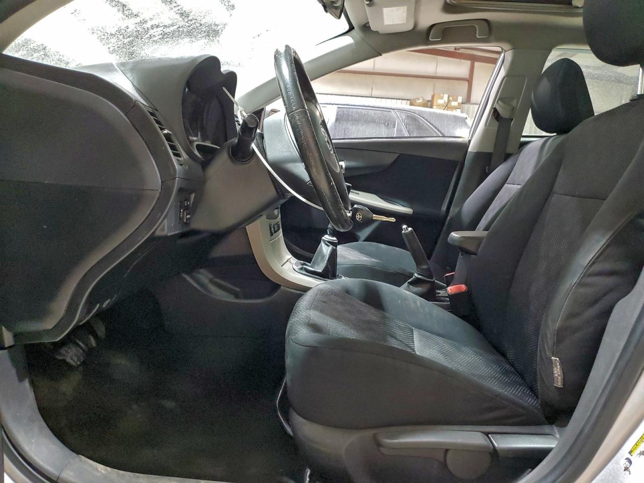 2010 TOYOTA COROLLA BASE photo 7