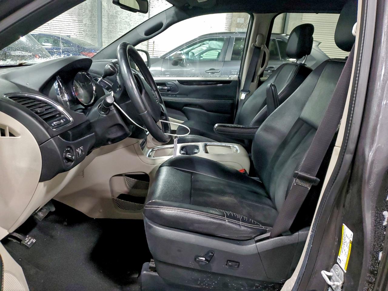 2015 DODGE GRAND CARAVAN SXT photo 7