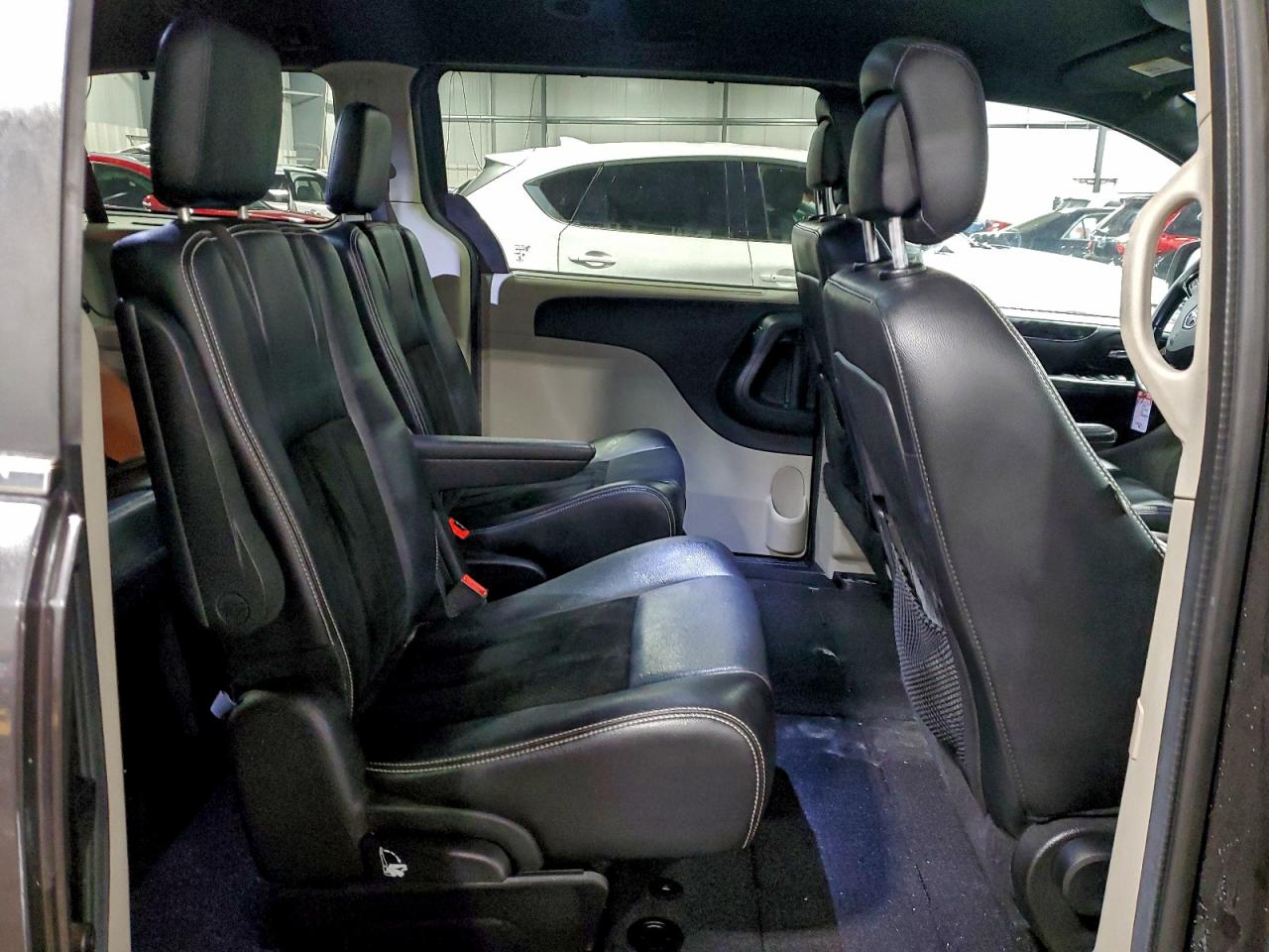 2015 DODGE GRAND CARAVAN SXT photo 11