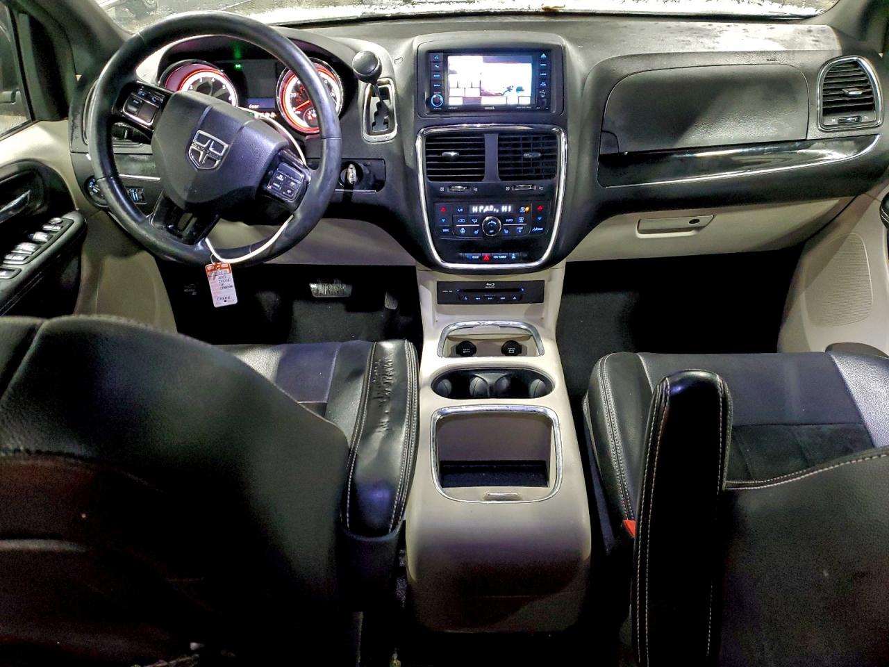 2015 DODGE GRAND CARAVAN SXT photo 8