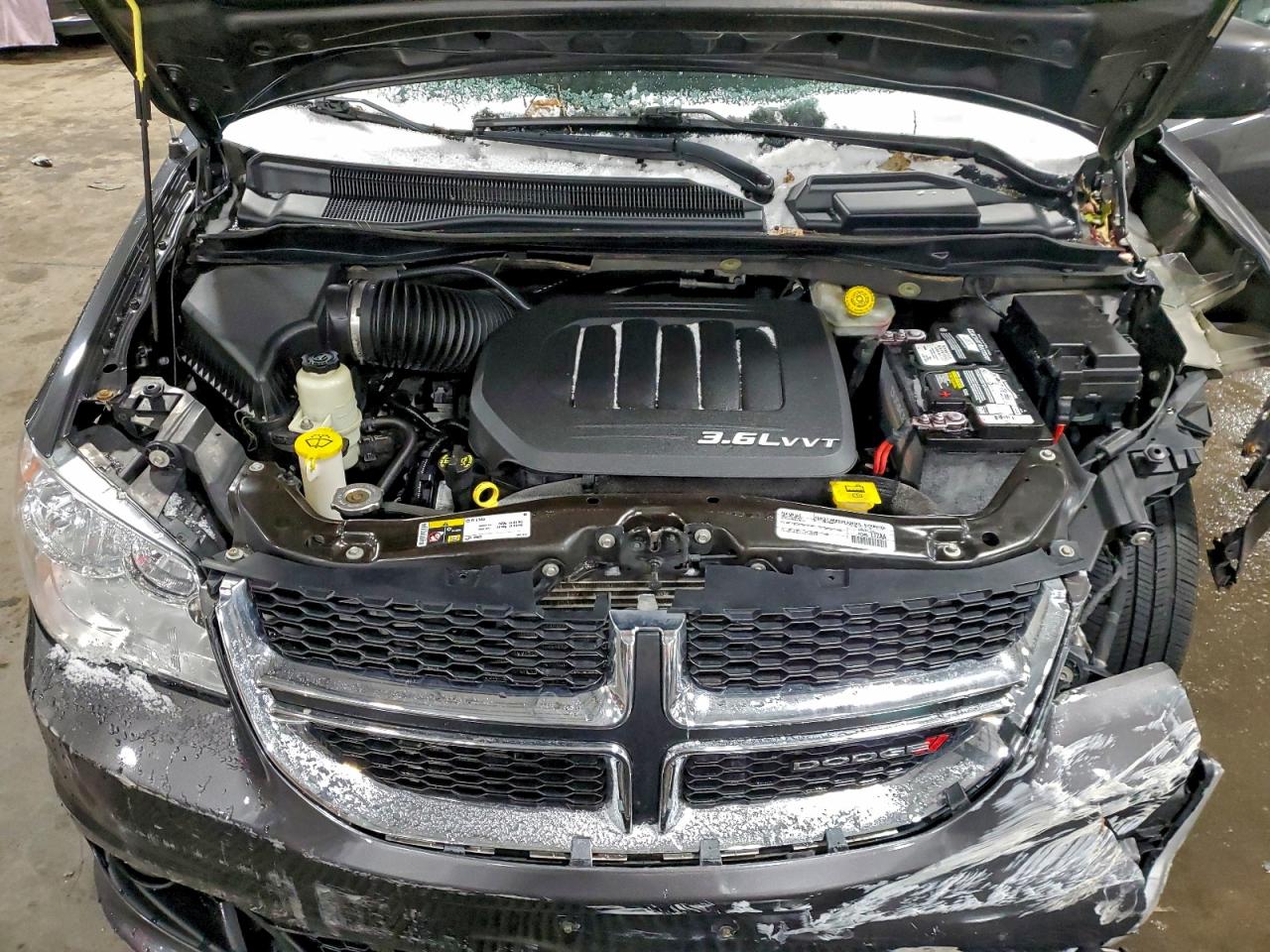 2015 DODGE GRAND CARAVAN SXT photo 12