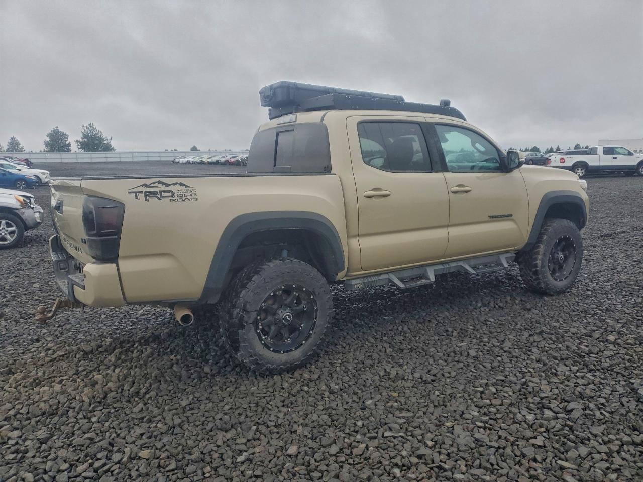 2019 TOYOTA TACOMA DOUBLE CAB photo 3