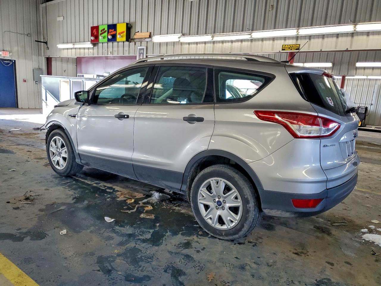 2016 FORD ESCAPE S photo 2