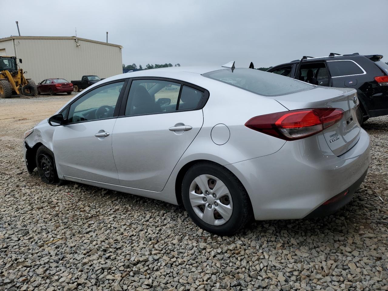 2017 KIA FORTE LX photo 3