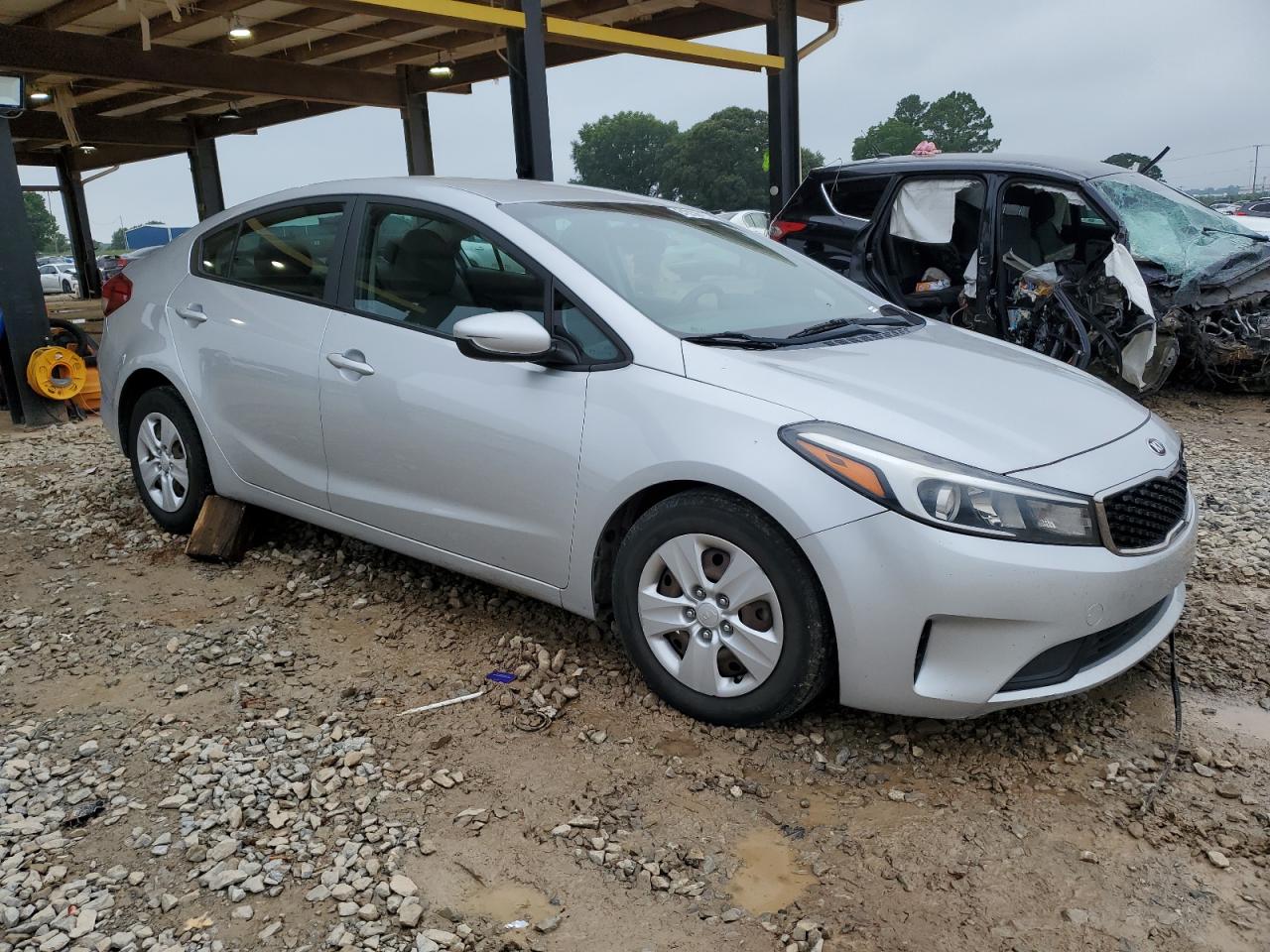 2017 KIA FORTE LX photo 7