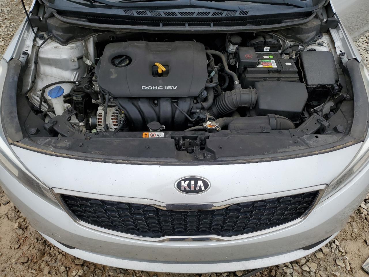 2017 KIA FORTE LX photo 21