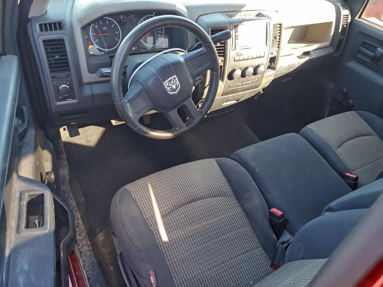 2010 DODGE RAM 1500 photo 8