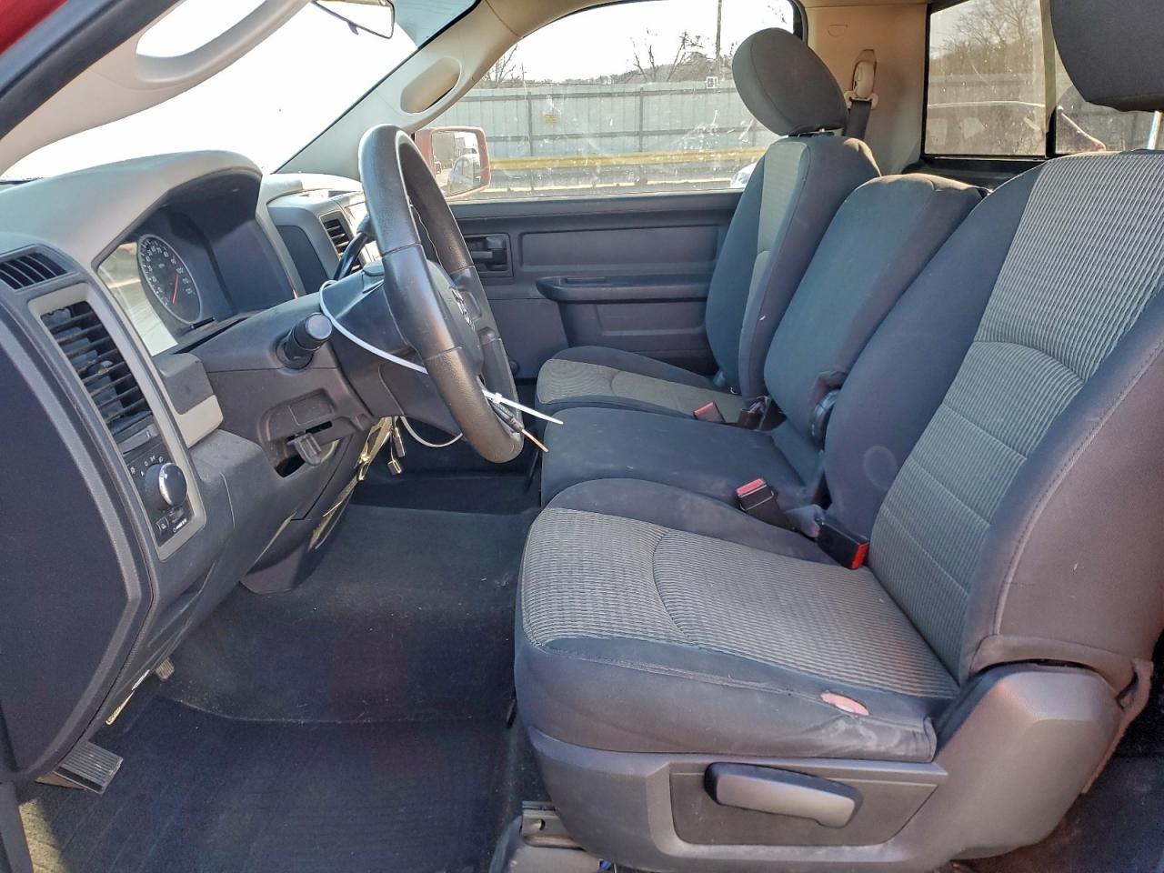 2010 DODGE RAM 1500 photo 7