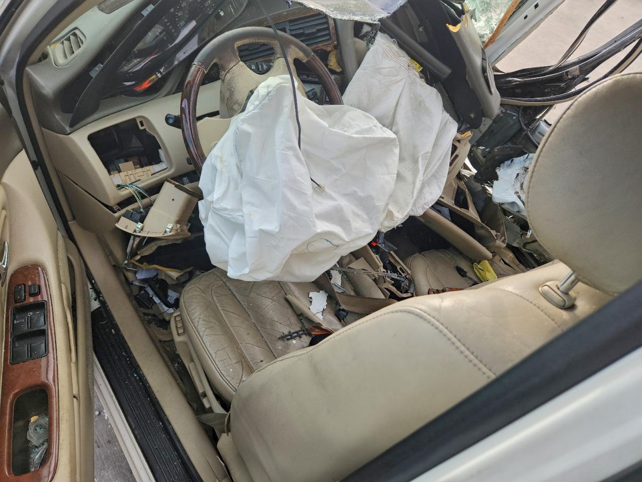 2003 TOYOTA AVALON XL photo 8