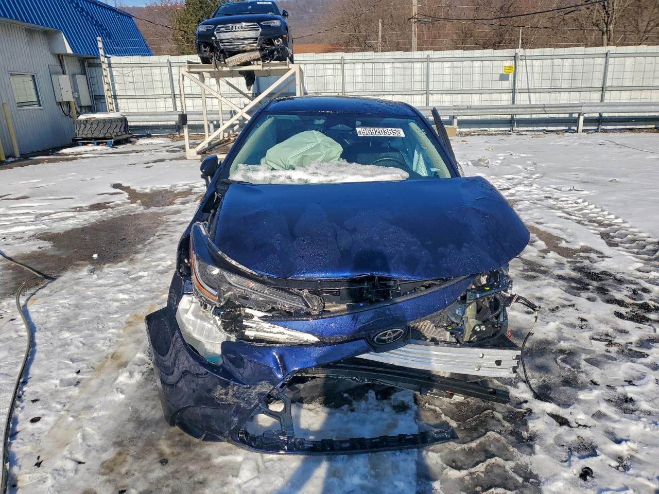 2025 TOYOTA COROLLA LE photo 5