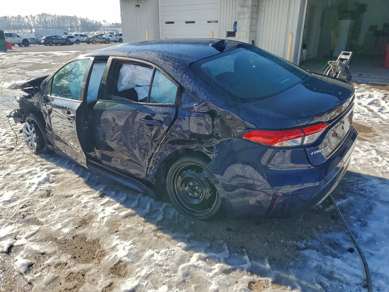 2025 TOYOTA COROLLA LE photo 2