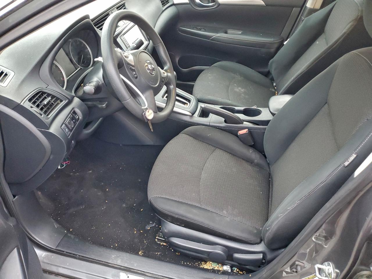 2019 NISSAN SENTRA S photo 7