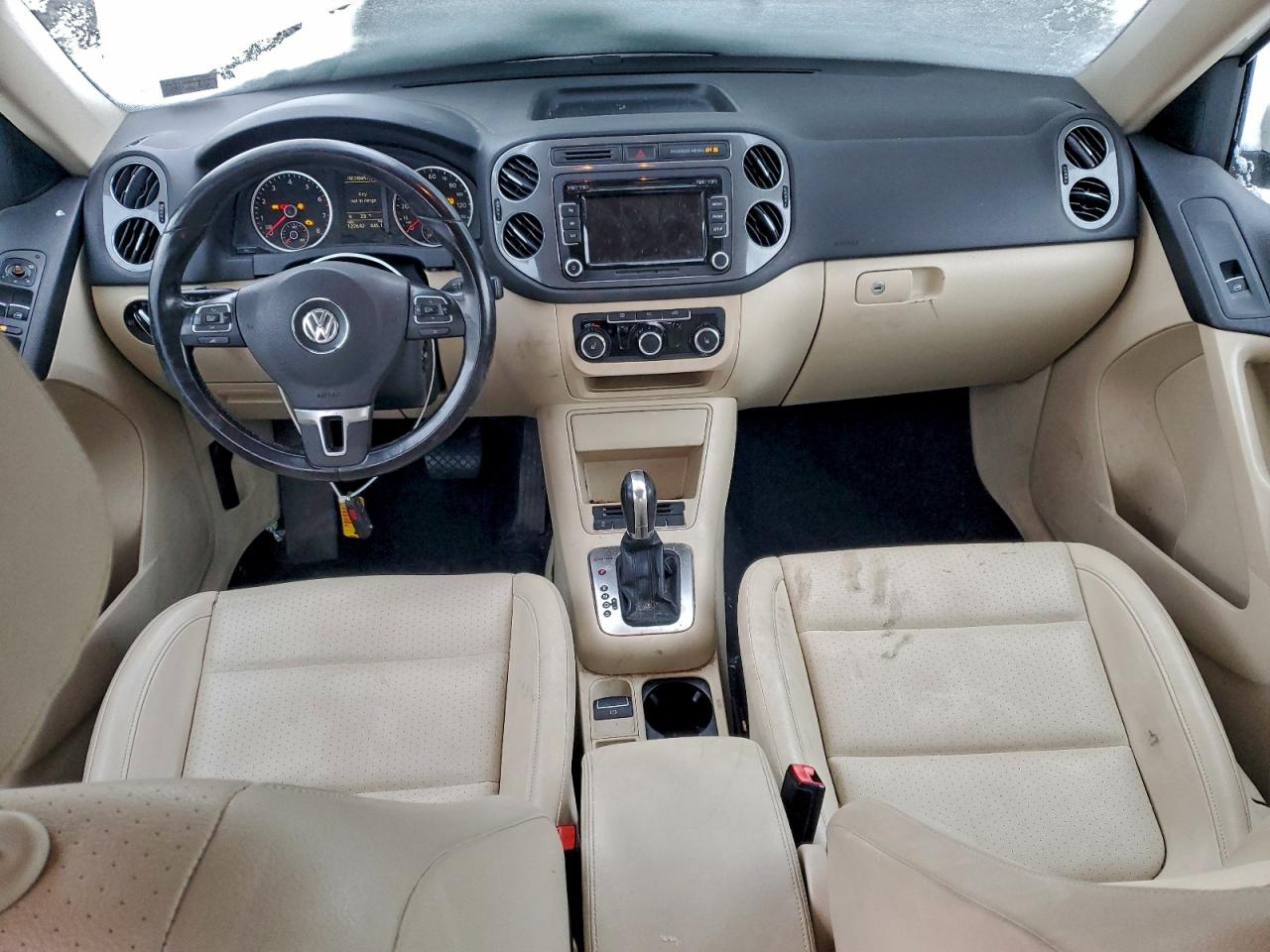 2012 VOLKSWAGEN TIGUAN S photo 8