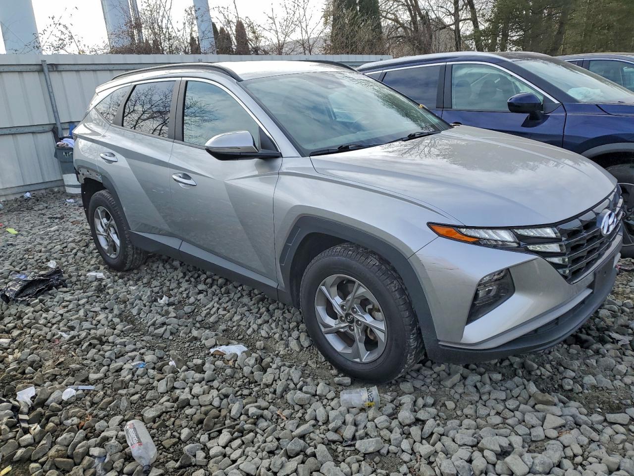 2022 HYUNDAI TUCSON SEL photo 4