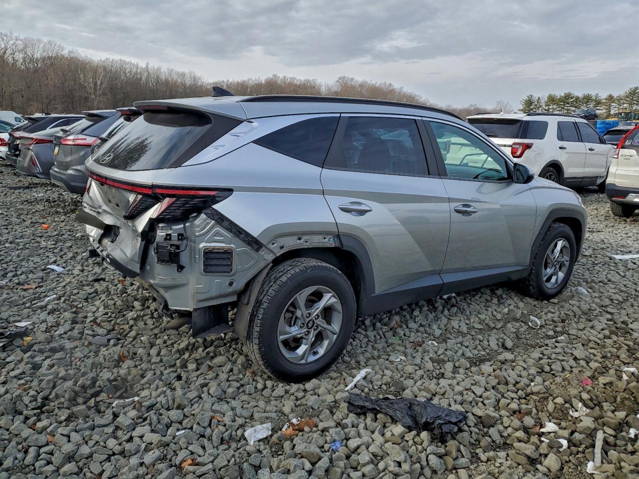 2022 HYUNDAI TUCSON SEL photo 3