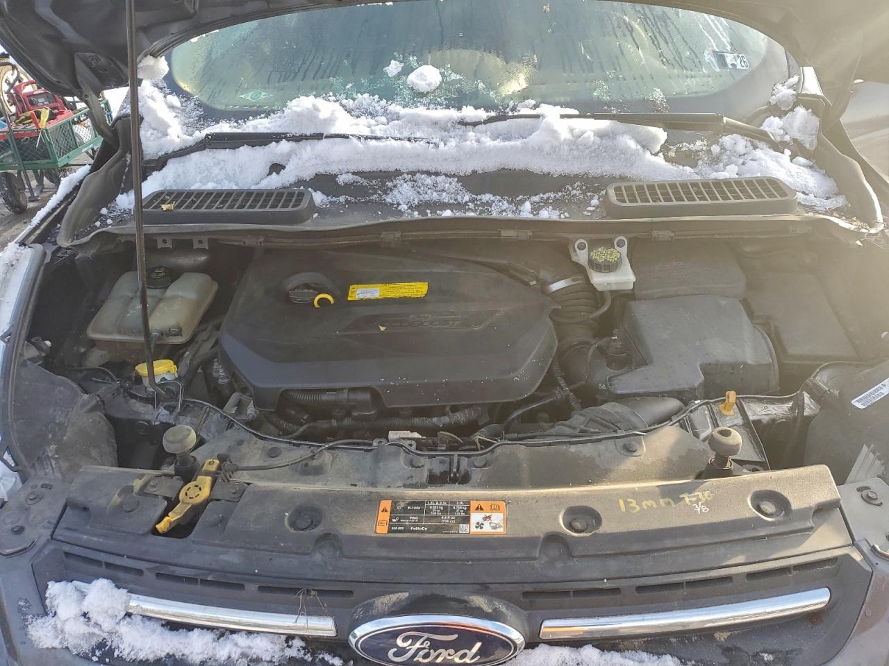 2015 FORD ESCAPE SE photo 12