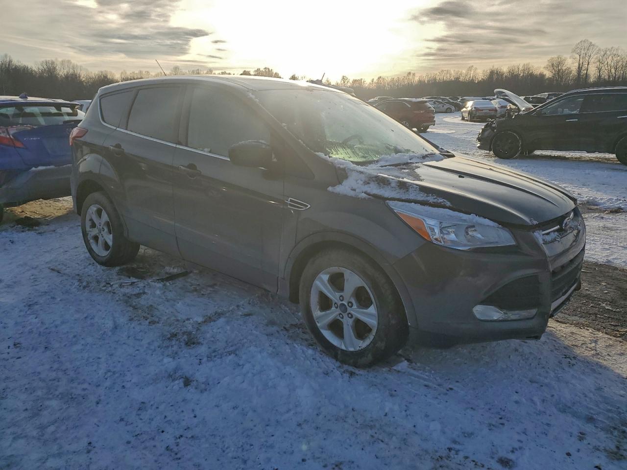 2015 FORD ESCAPE SE photo 4