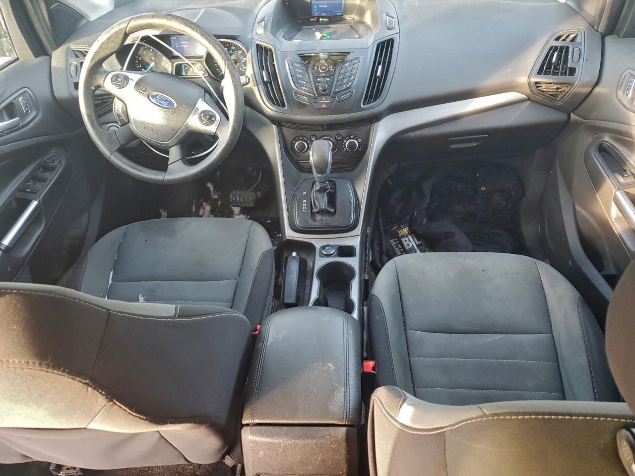 2015 FORD ESCAPE SE photo 8