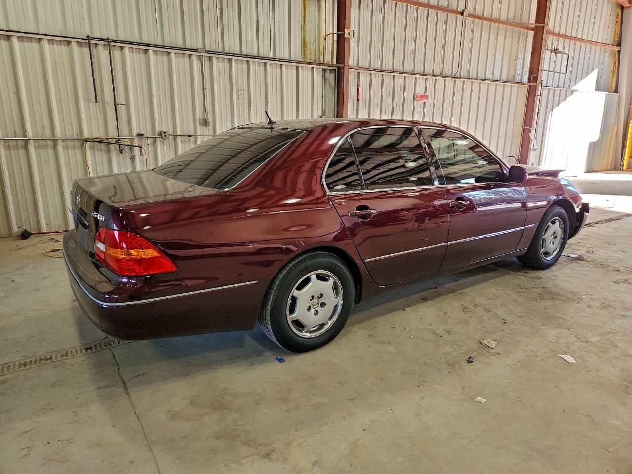 2002 LEXUS LS 430 photo 3