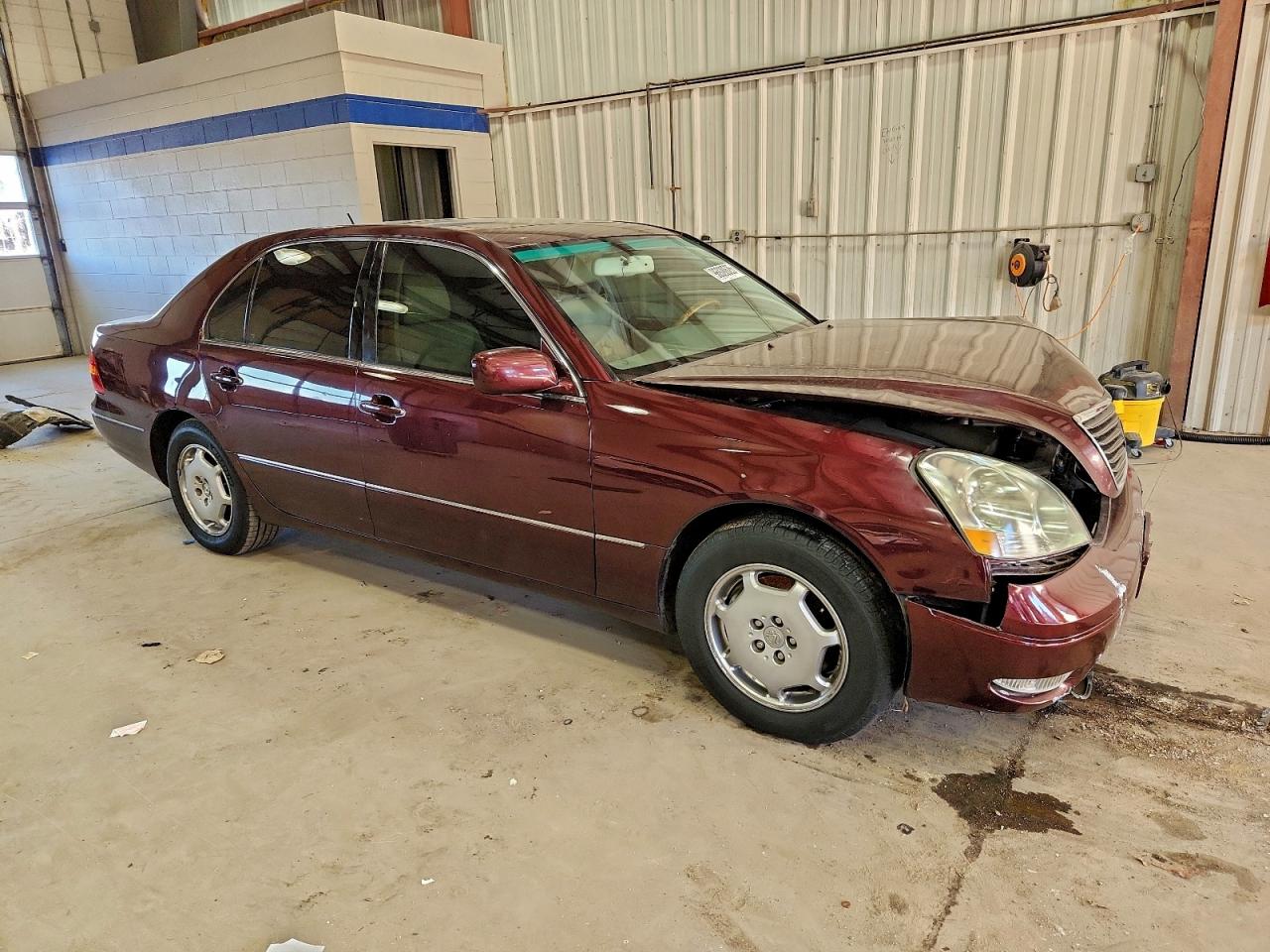 2002 LEXUS LS 430 photo 4