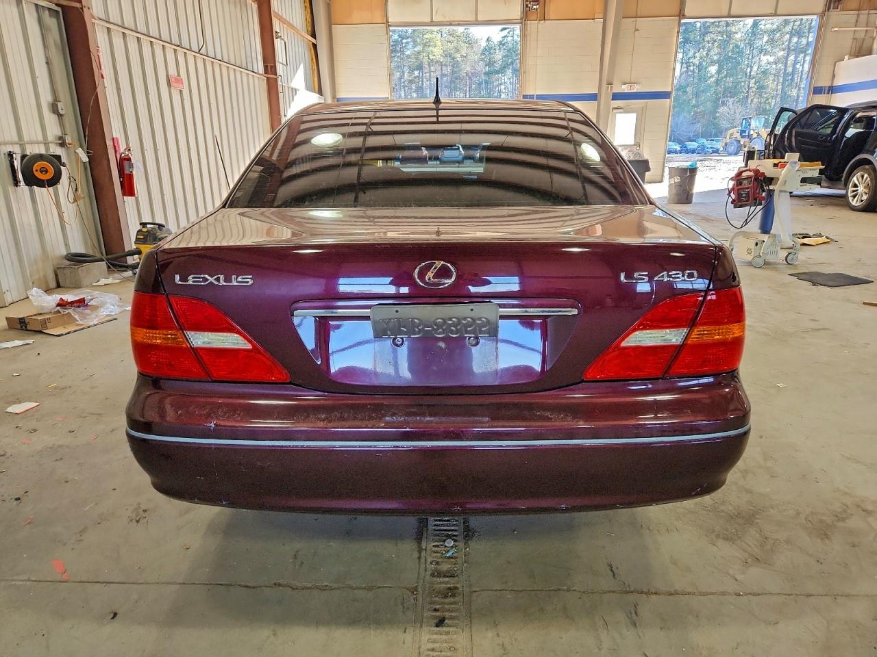 2002 LEXUS LS 430 photo 6