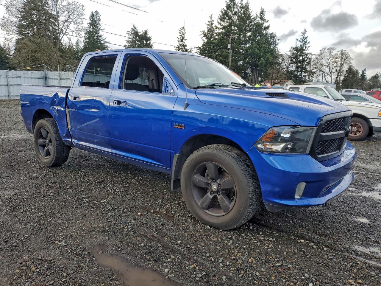 2019 RAM 1500 CLASSIC TRADESMAN photo 4