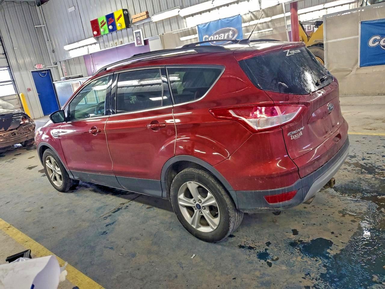 2015 FORD ESCAPE SE photo 2