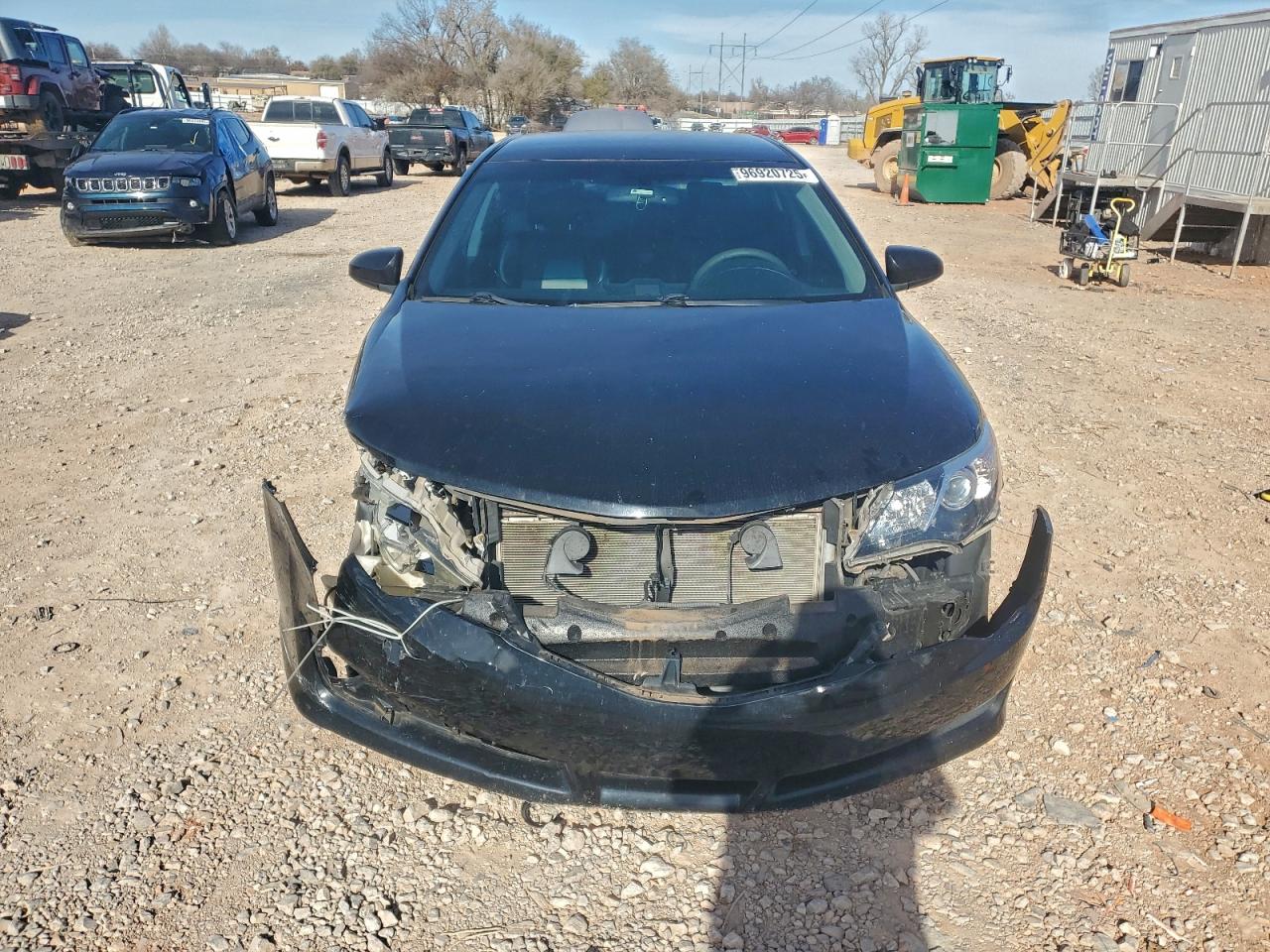 2014 TOYOTA CAMRY L photo 5