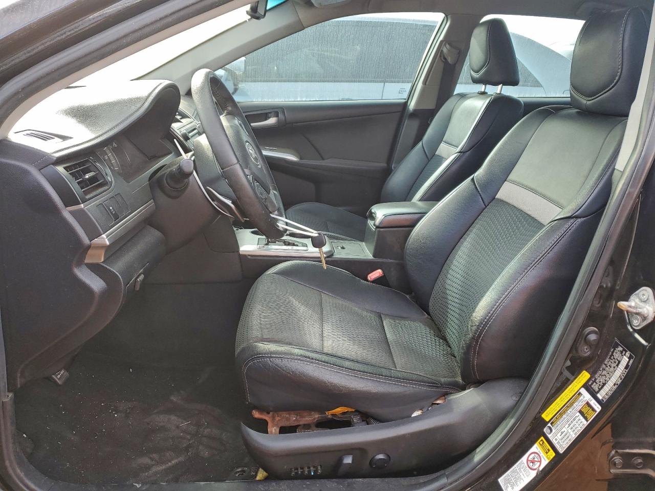 2014 TOYOTA CAMRY L photo 7