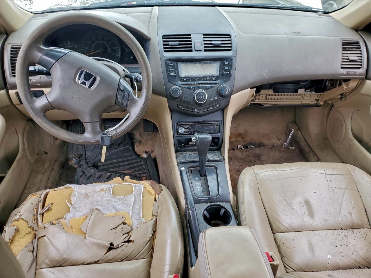2003 HONDA ACCORD LX photo 8