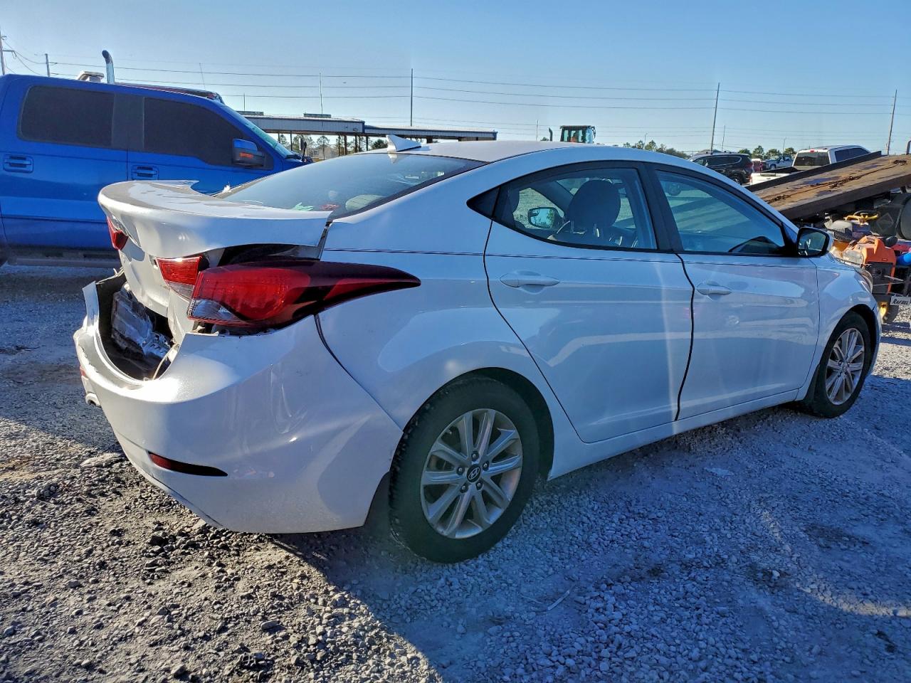 2016 HYUNDAI ELANTRA SE photo 3