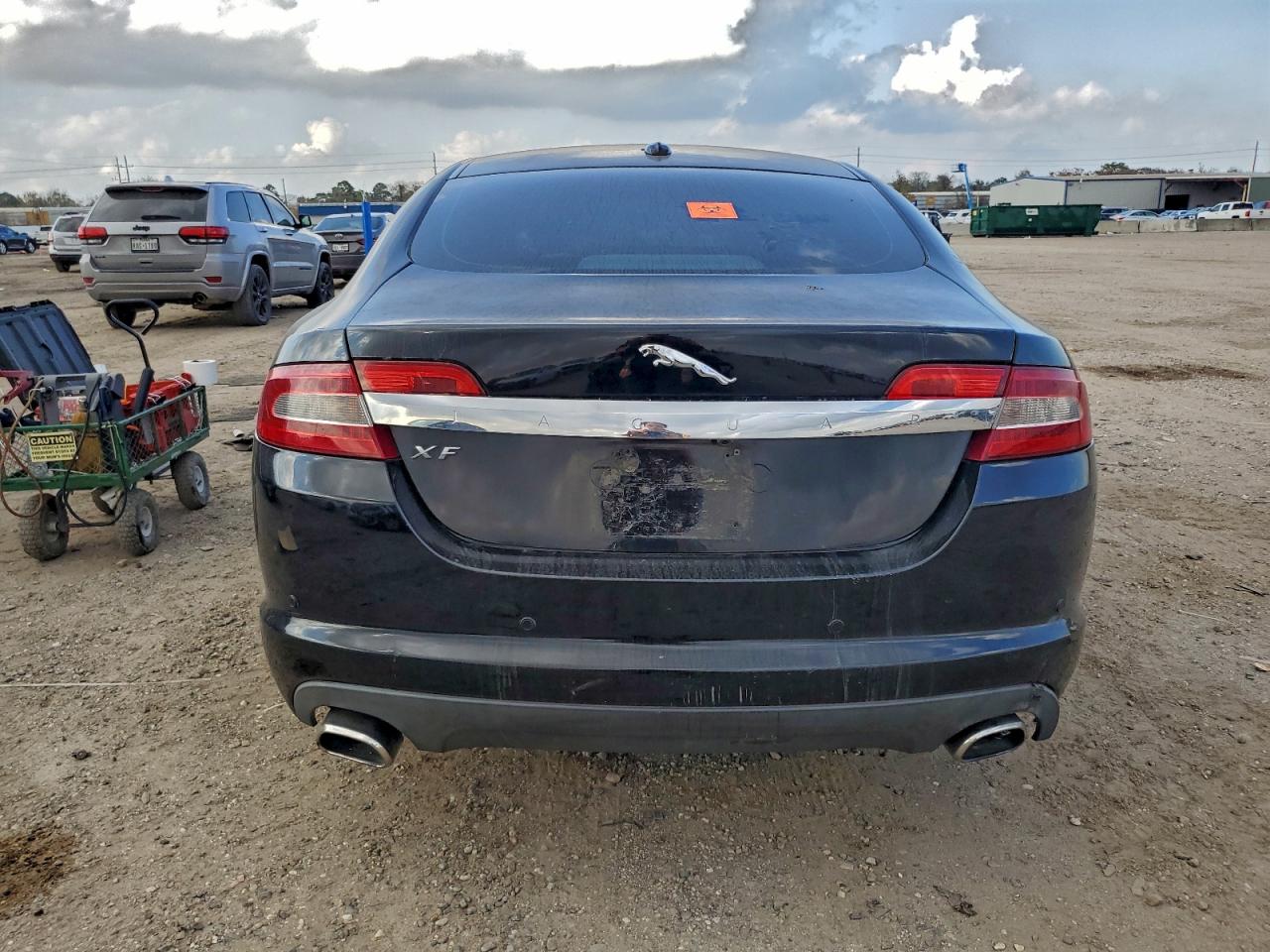 2011 JAGUAR XF PREMIUM photo 6