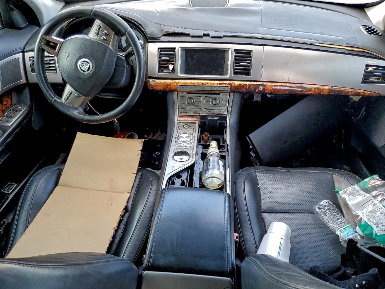2011 JAGUAR XF PREMIUM photo 8